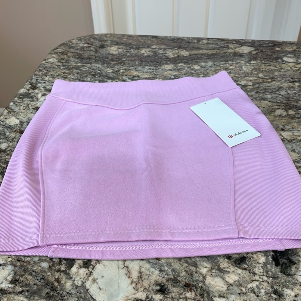 NWT Lululemon Scuba HR Mini Skirt